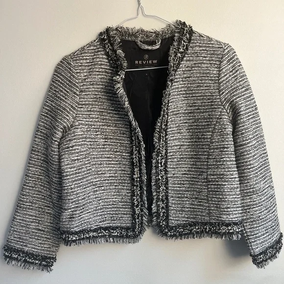 REVIEW Women's Grey Blazer - Picture 2 of 7